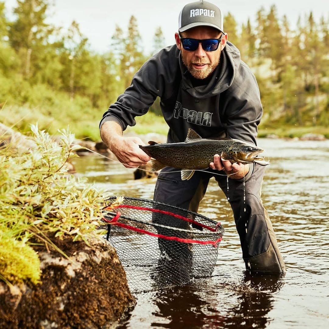Chasing Giants: Premium Trophy Trout Expeditions on the Mistra River photo 5