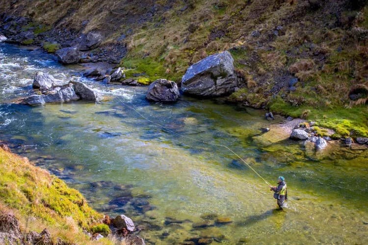 Fly Fishing — Southland, South Island New Zealand